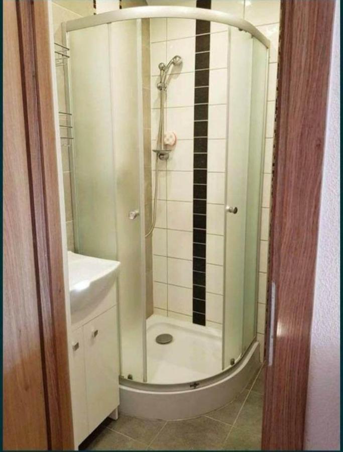 Mieszkanie B Lowiczki Zator Esterno foto