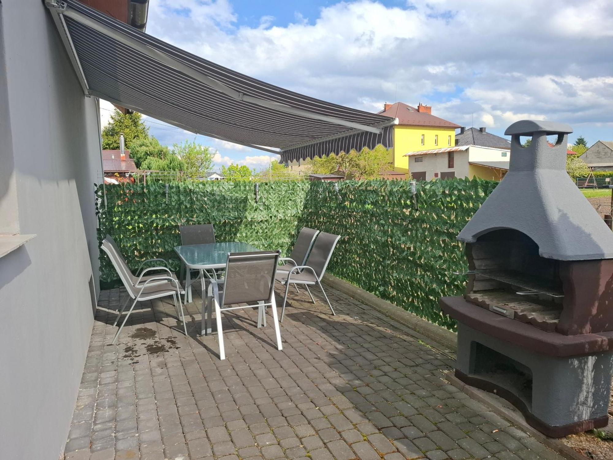 Mieszkanie B Lowiczki Zator Esterno foto